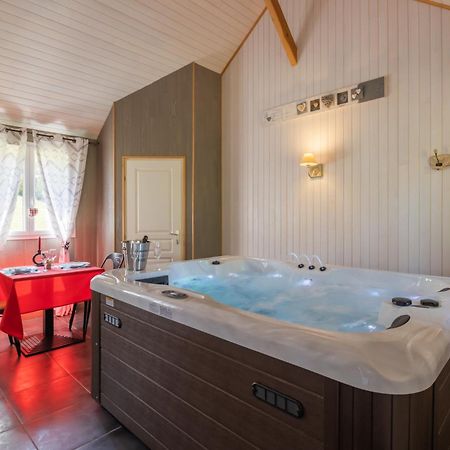 Chalet Du Rev'Eaubois Bed & Breakfast Larche  Ngoại thất bức ảnh